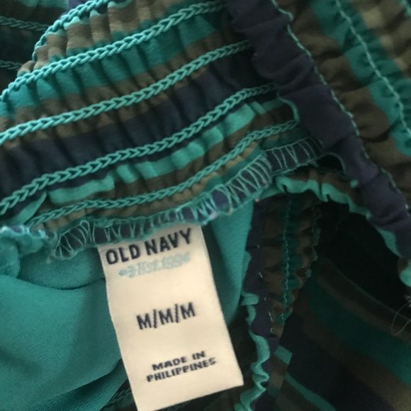 Short, Flowy Old Navy Skirt - Worn Once - Picture 3 of 3